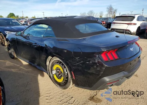 2024 Ford Mustang z USA, uszkodzony, nr VIN 1FAGP8UH1R5113339